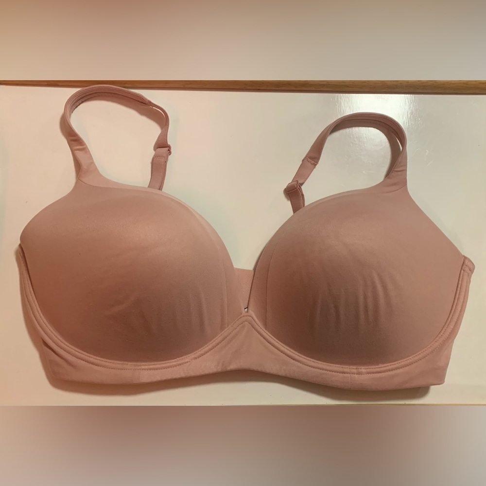Victoria’s Secret bra, Body by Victoria, wireless bra, 36DDD